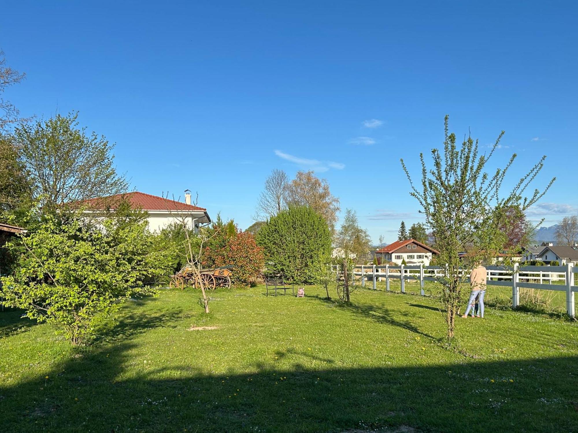 Black Horse Family Apartment - Barrierearm - Pfotenglueck - Familienzeit By Loewenherz Homes Stephanskirchen Exterior foto